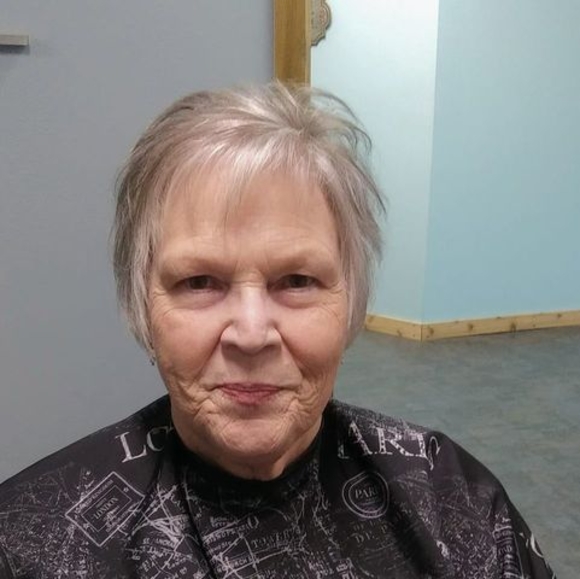 Meet your Posher, Roberta - Picture 1 of 1